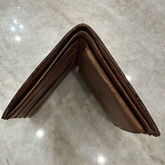 Pre loved Louis Vuitton Monogram Marco Bifold
Wallet Brown - Picture 13 of 14